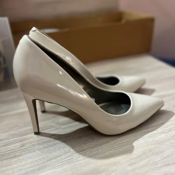 Women’s White High Heels size 11 - Picture 6 of 6